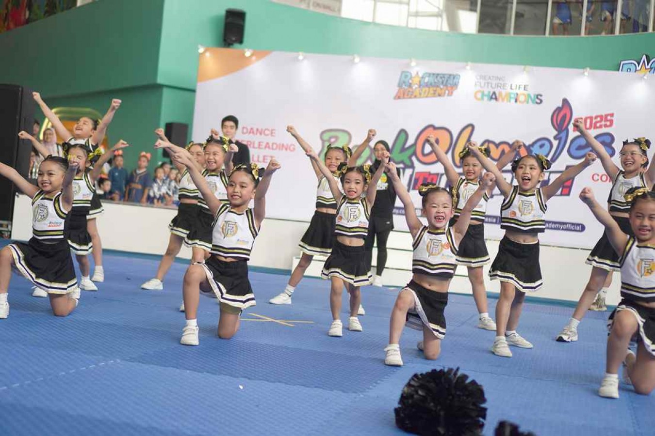 Progresi Tumbling Pandu Sorak: Penjelasan Gerakan Dasar hingga Tingkat Lanjut